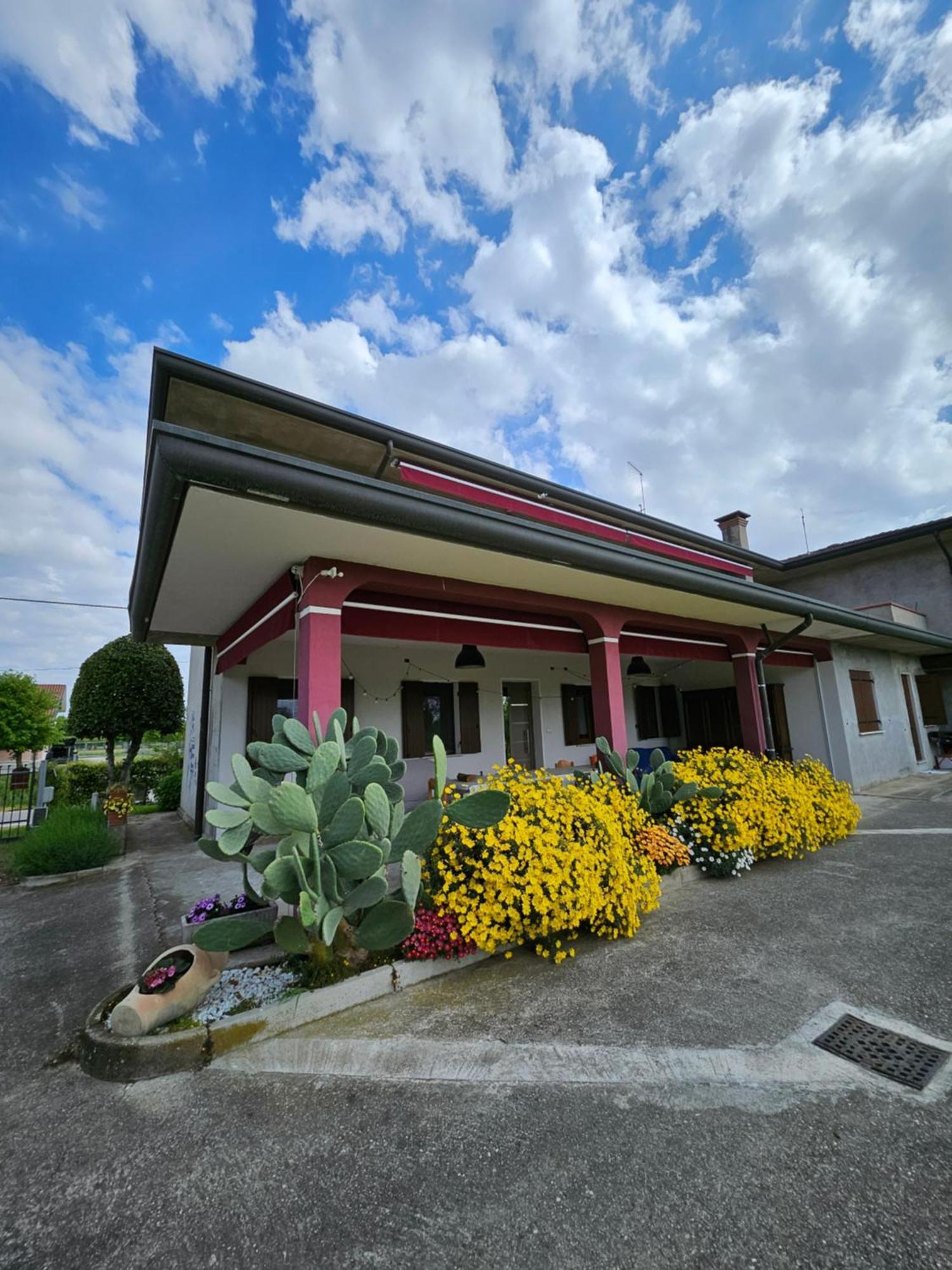 Holiday home Casa Loretta Due Carrare